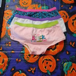 Girls Underpants New   Please Read Below
