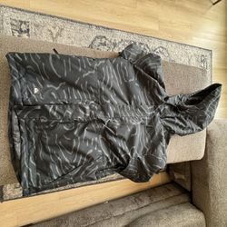 Quick Silver Snowboard/ski Jacket 