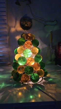 MCM Hanging Lucite Oversized Green Grape Cluster Shade Wine Lovers