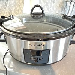 Crock-Pot 7-Quart Programmable Slow Cooker (SCCPVLF710-S)