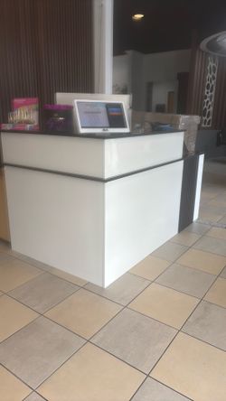 Reception desk