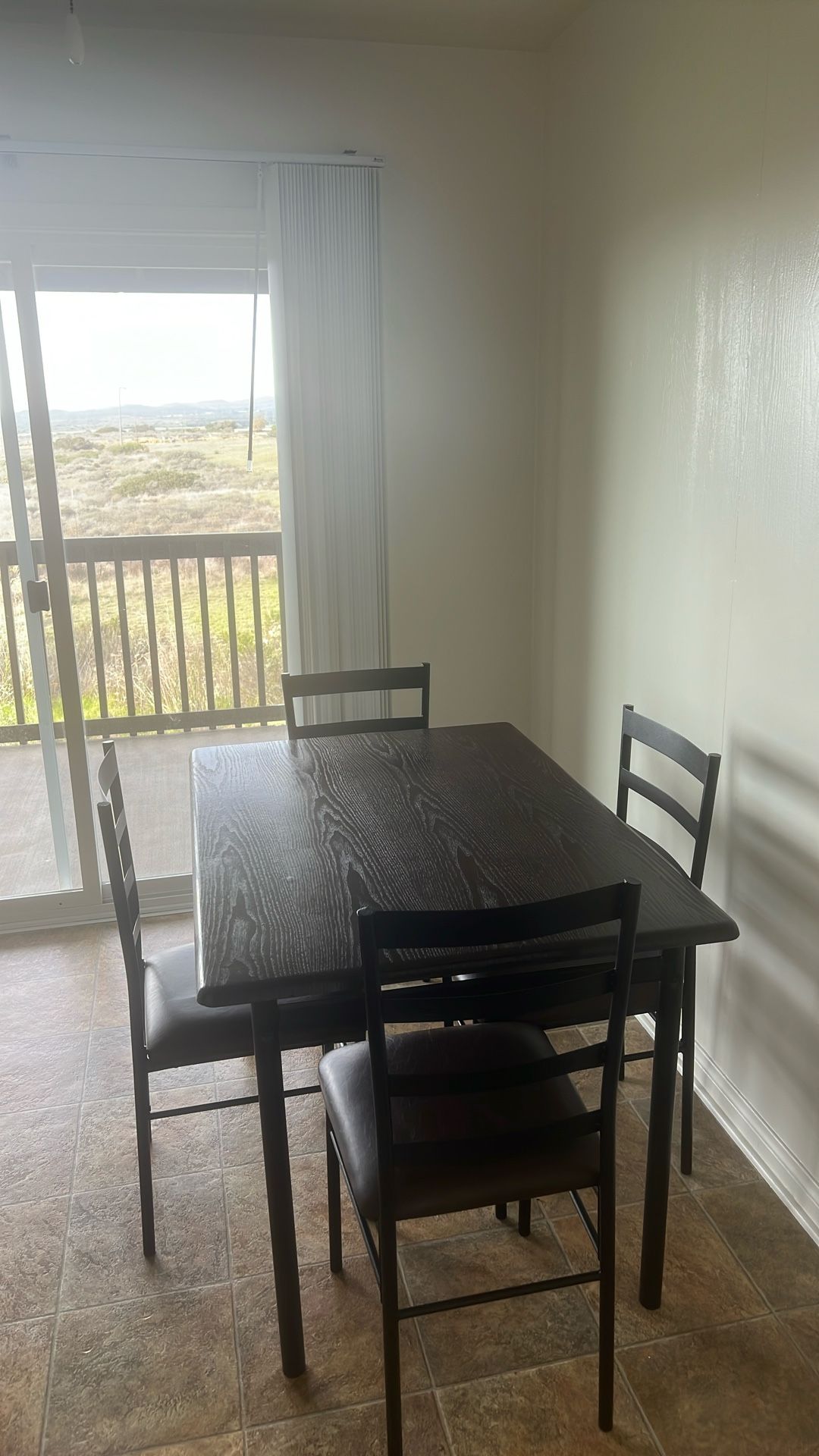 4 Seater Dinner Table