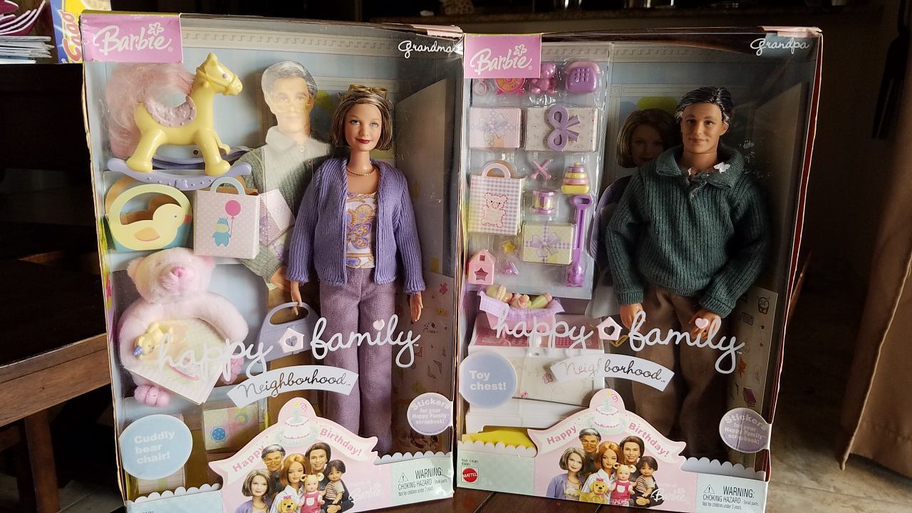 Barbie grandma & grandpa sealed