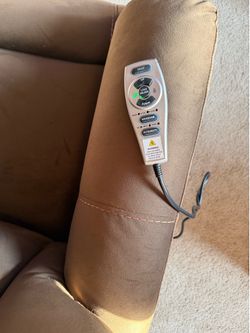 Power lifting chair
