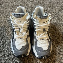 Balenciaga Men’s Runner 