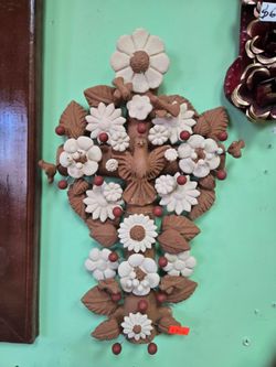 Cruz de barro pequen̈a ($80)tel (contact info removed)