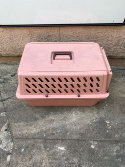 Pink Plastic Pet Travel Carrier Crate