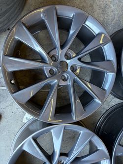 Original Tesla model S wheels