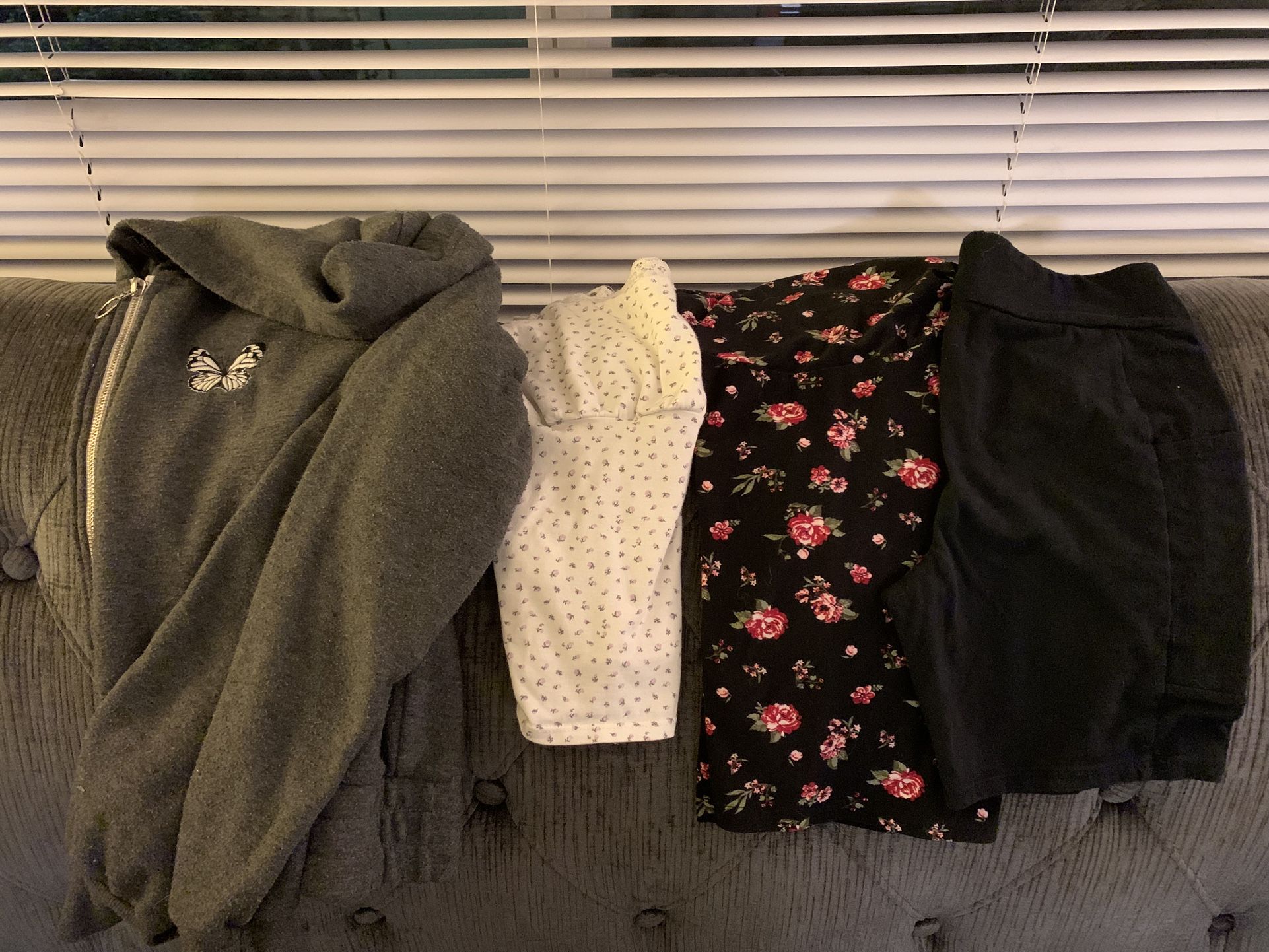 Girls Clothing Bundle- 10/12