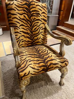 Tiger Print Chair ( Detailed Chair Legs)