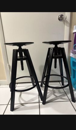 Set of 2 Black Adjustable Metal Bar Stools
