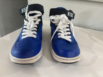 Kid’s Nike Hi-top Sneakers 
