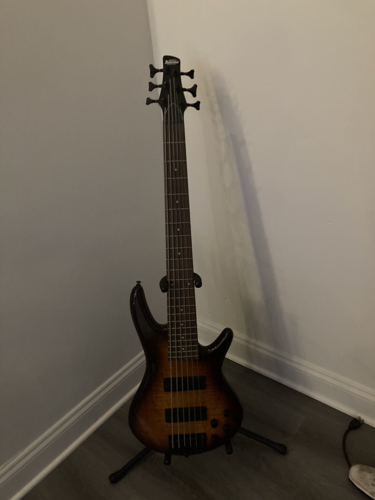 Ibanez Bass
