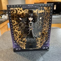 Monster High Doll Elvira Mistress of The Dark Collectible in Black Faux Leather