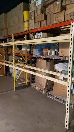 Pallet raking