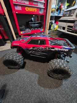 XMAXX