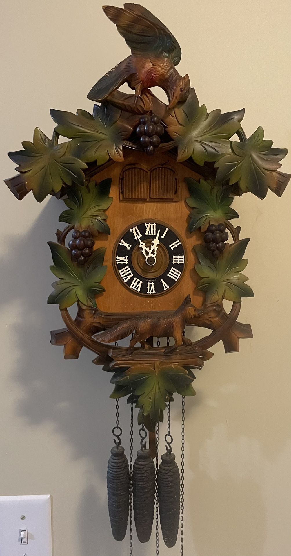Vintage Black Forest Quail Fox Grapes Leaves Music Box Cuckoo Clock