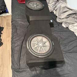 2- 12 inch speakers In Box-With 2000 amp