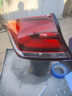 2013-2015 Honda Civic left rear tail light
