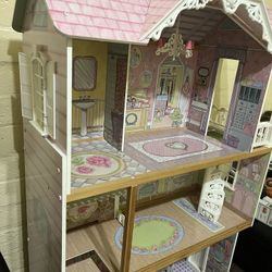 Doll House Like New 4 Ft Tall 