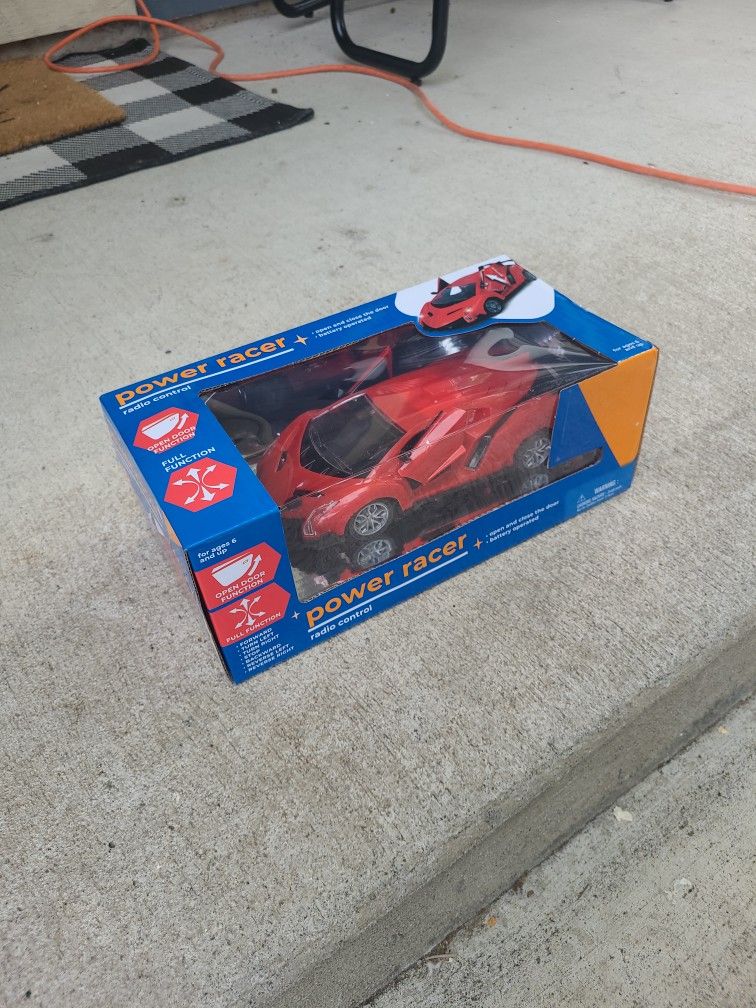 RC Car - NEW