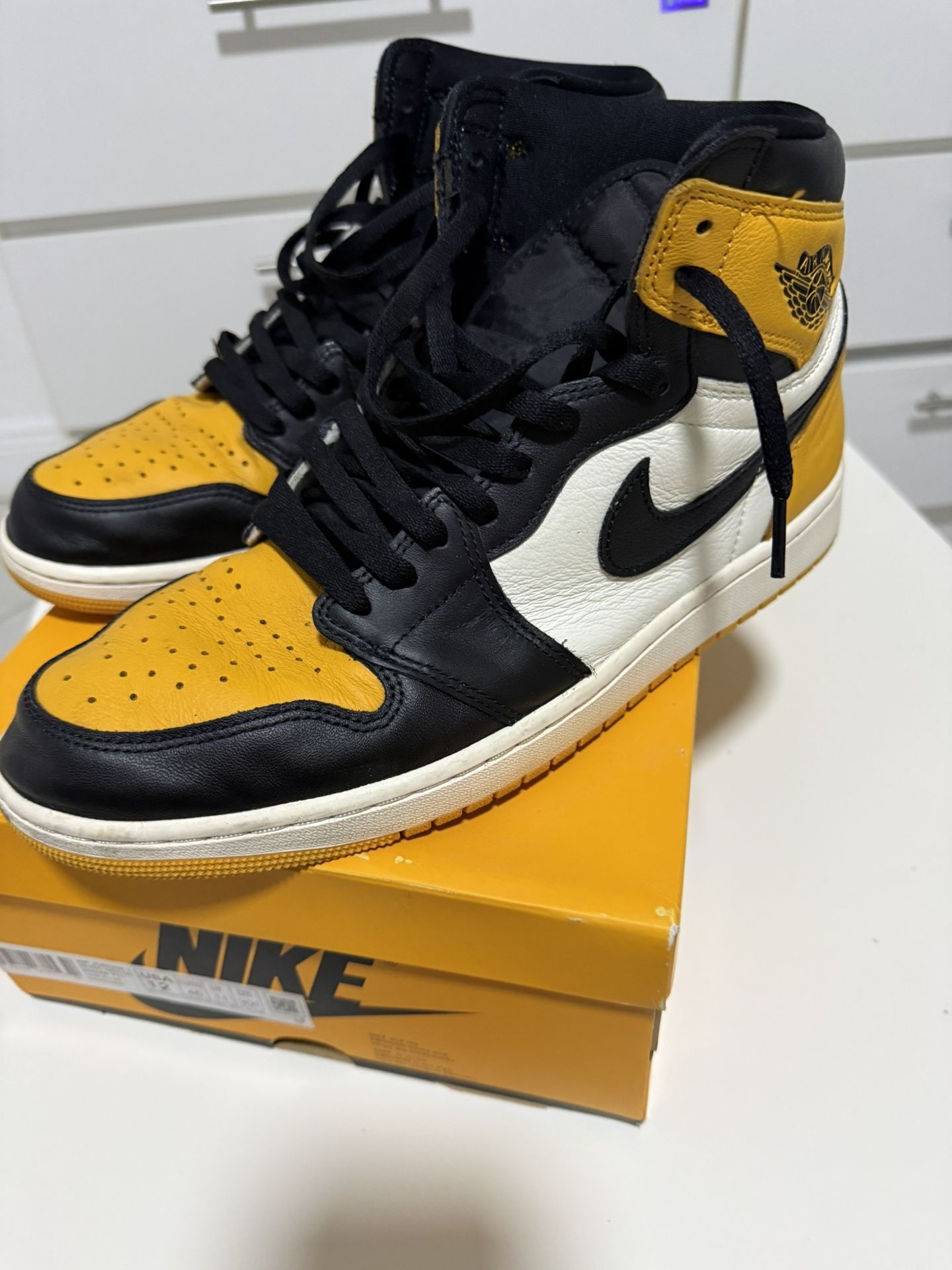 Air Jordan 1 Taxi