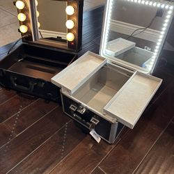 Lighted Travel Makeup Cases Great For Dance Comp