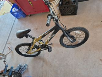 Kent rampage 18" wheel boys bike