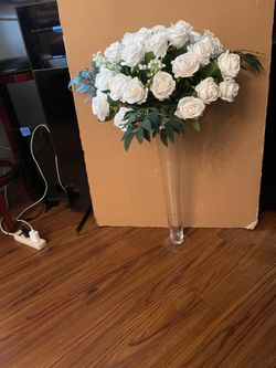14 Center Pieces With Glass Vase And Artificial Flowers 35”H “New Condition $60 Each Firm on Price