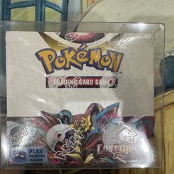 Pokémon card TCG sword & shield Lost origin booster box top corner dent