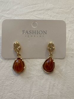 Drop brown and gold earrings