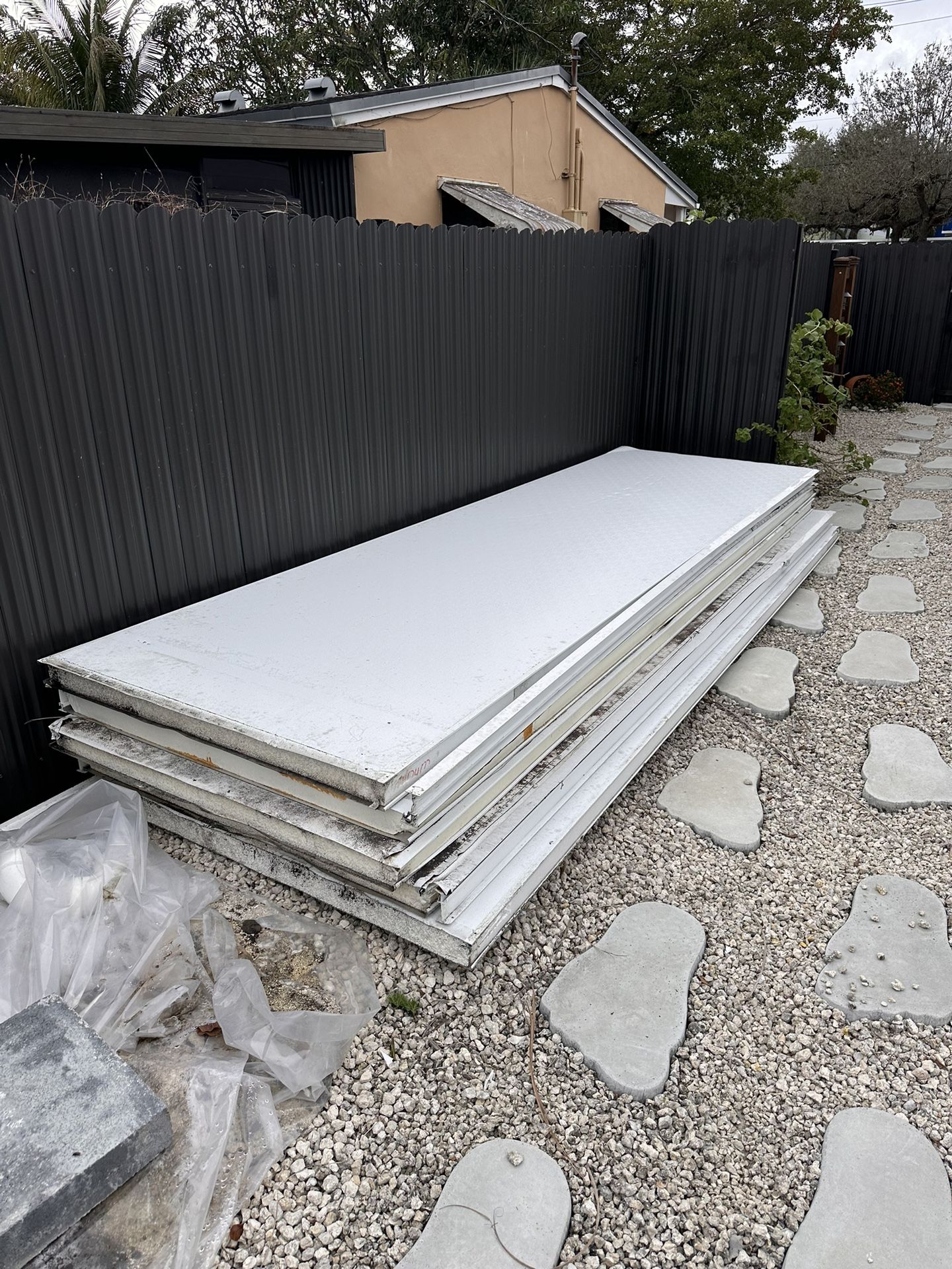 Planchas Aluminio 4'x14' Insoladas Por Dentro. 3” Grueso
