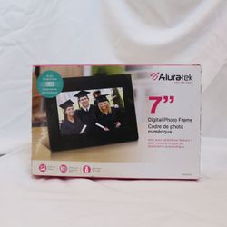 Aluratek 7” Digital Photo Frame – High-Res Display, USB/SD Slot, Plug & Play (Like New)