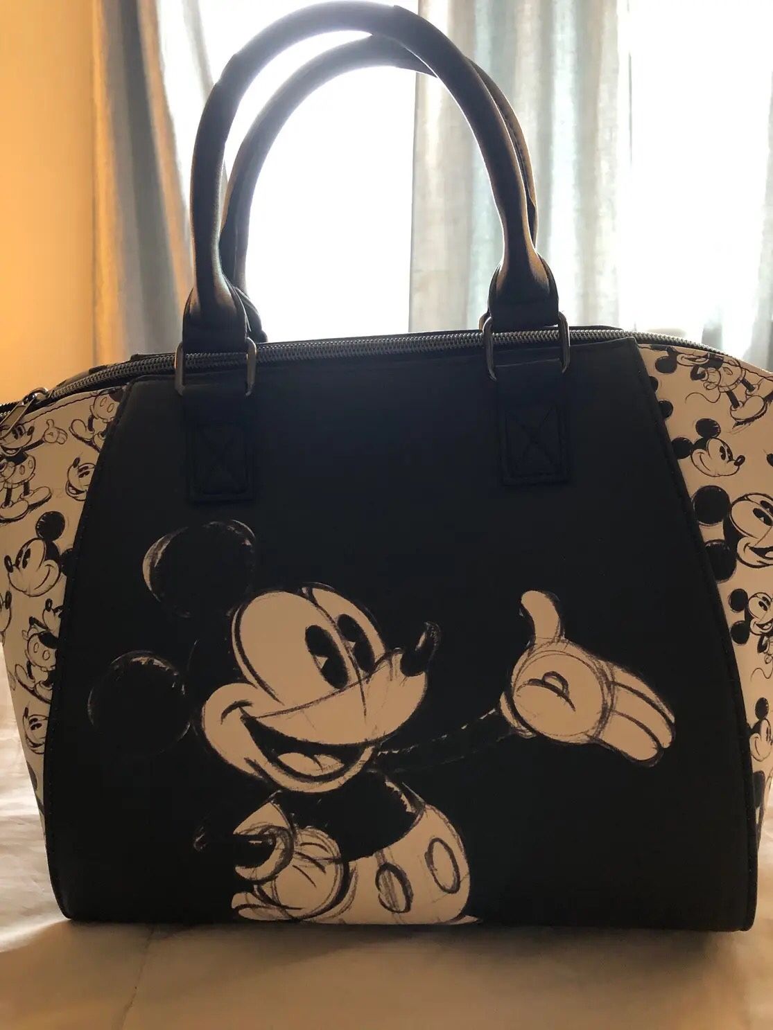 NEW Mickey Mouse Handbag
