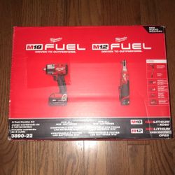 Milwaukee Fuel M18 1/2 Impact Wrench Mid Torque And 3/8  M12 Fuel Ratchet kit