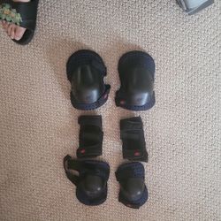 Sports Pads Adult