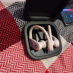Apple Beats Wireless Headphones 