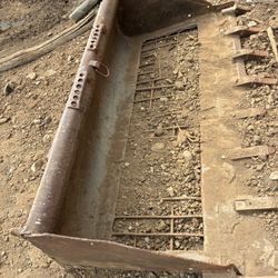 bobcat screen bucket