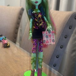 Monster High Venus Mctrapfly Doll 