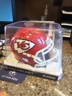 Kansas City Chiefs Tony Richardson Autographed Mini Helmet
