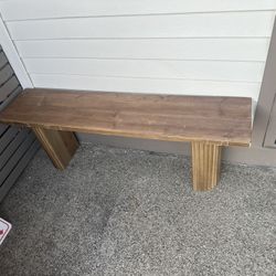 wooden bench 