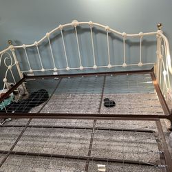 Twin XL bed - Can be made into king bed 