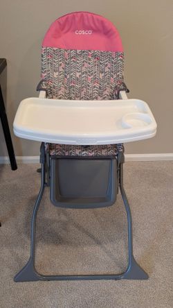 Baby feeding chair