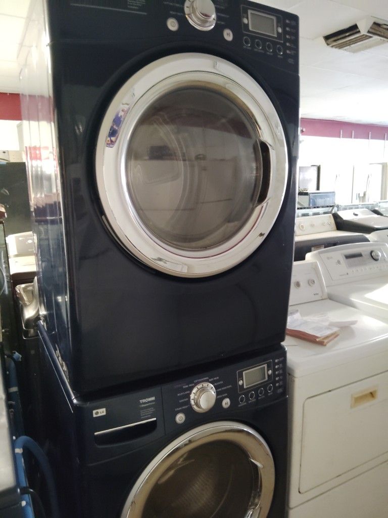 L.G. WASHER AND GAS DRYER. WORK GREAT.