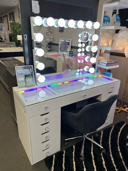 White Vanity Set w/ Bluetooth & LED Lights