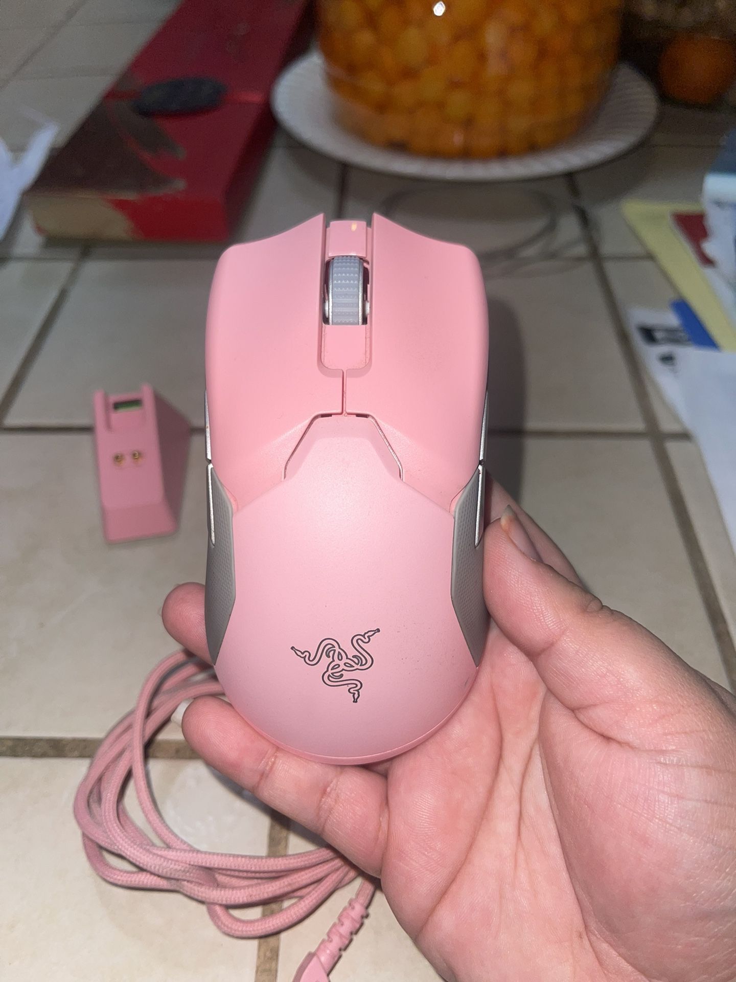 Pink Razer Viper Ultimate Quartz Razer Viper Ultimate With