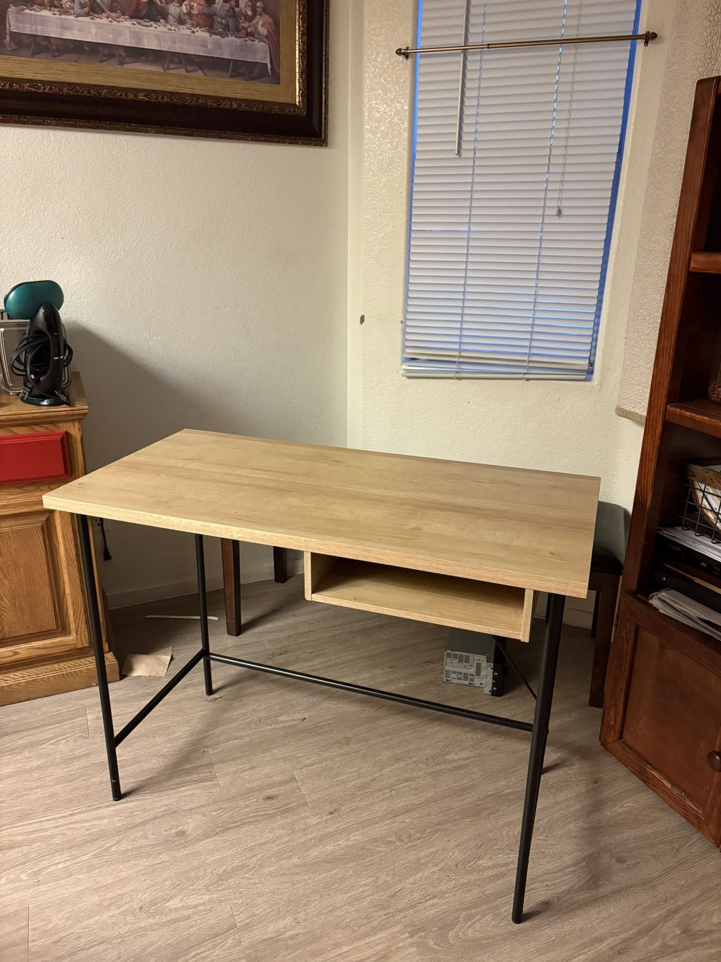 desk