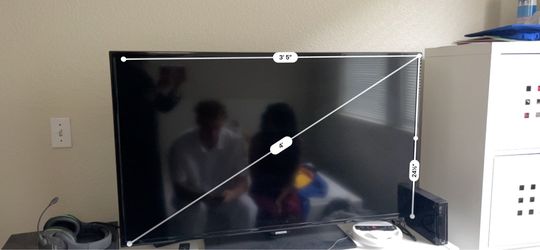Samsung 48” Smart TV