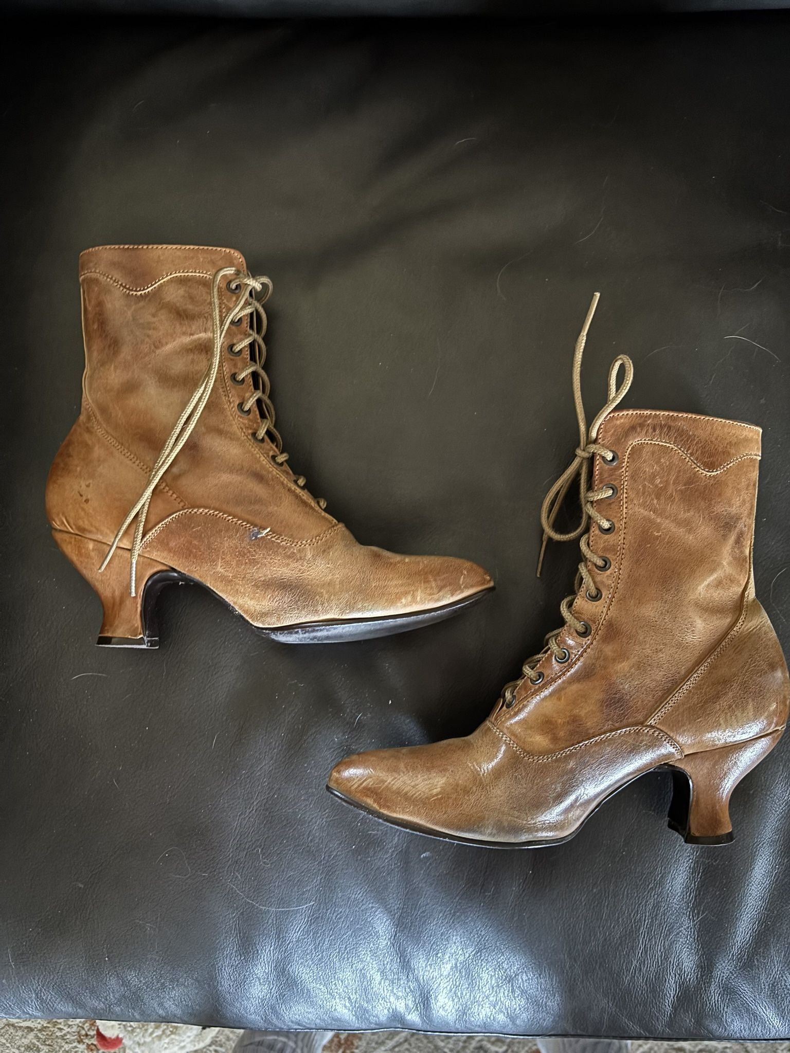 Oak Tree Farms Vintage Boots