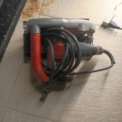 Circular Saw 7.1/4 Black And Decker 